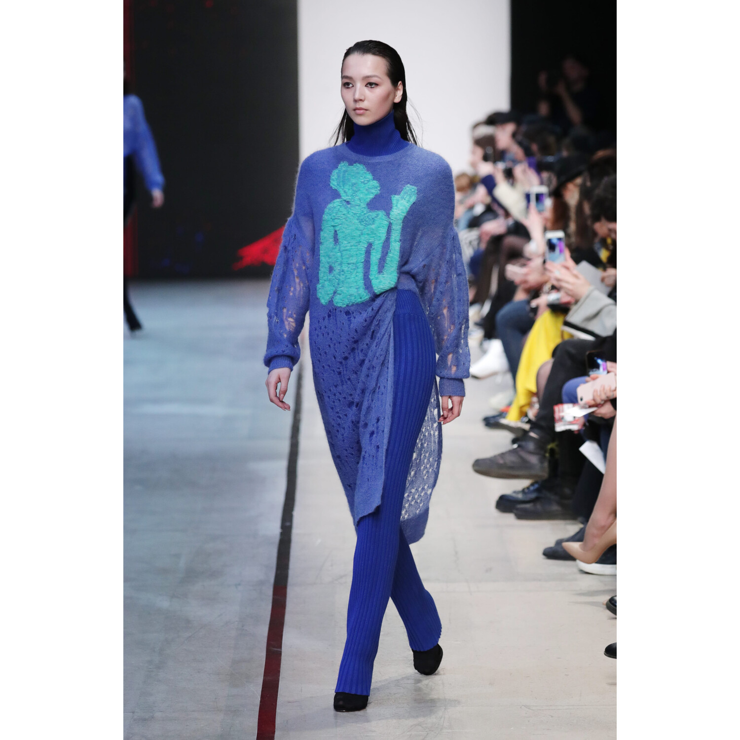 Фото Ksenia Seraya x Mad Daisy Moscow Fall 2019 Ready-to-Wear / Ксения Серая осень-зима 2019 / Неделя моды: Москва